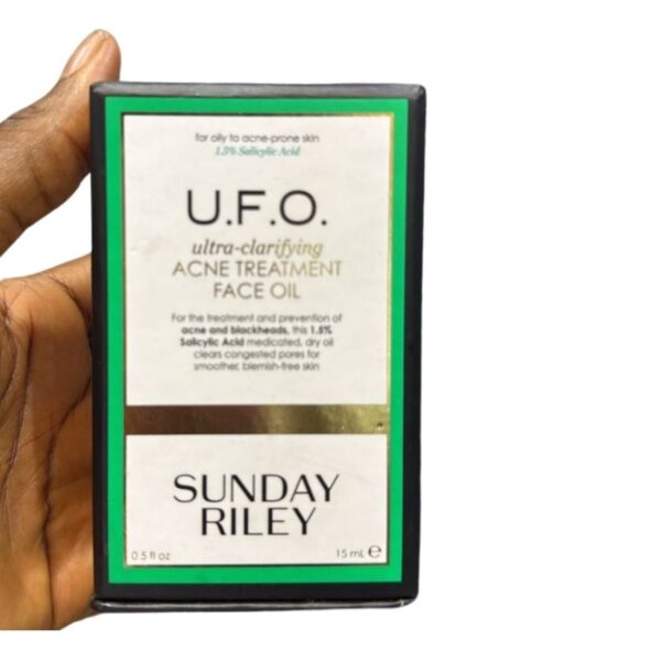 Sunday Riley U.F.O. Ultra-Clarifying Acne Treatment Face Oil