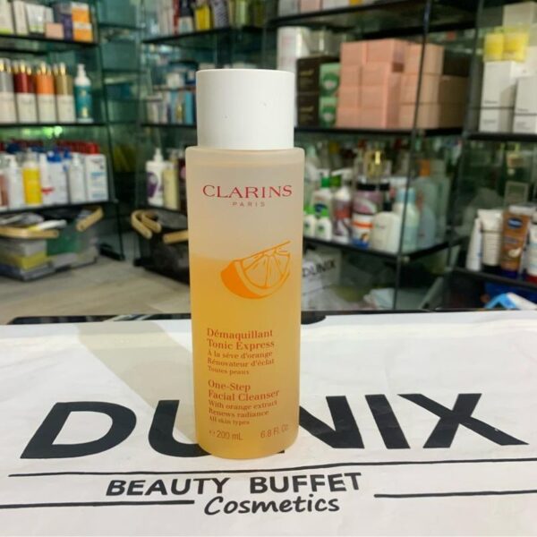 Clarins One-Step Facial Cleanser with Orange Extract