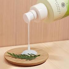 tatcha forest awakening hinoki body milk 132ml / 4.5 fl oz